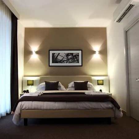 Hotel Stelle The Businest 4*
