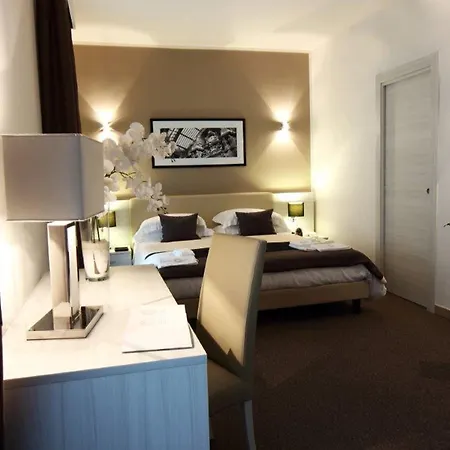 Hotel Stelle The Businest Neapol