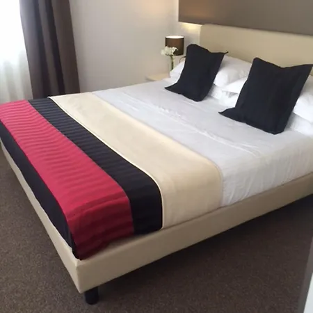 Stelle The Businest Hotel Neapol