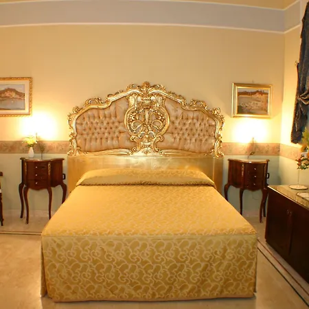 Hotel Art Galleria Umberto 4*