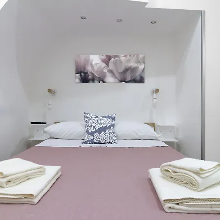 Maison Du La Rua (adults Only) 2*