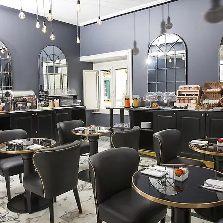 Boutique Metro 900 Hotel