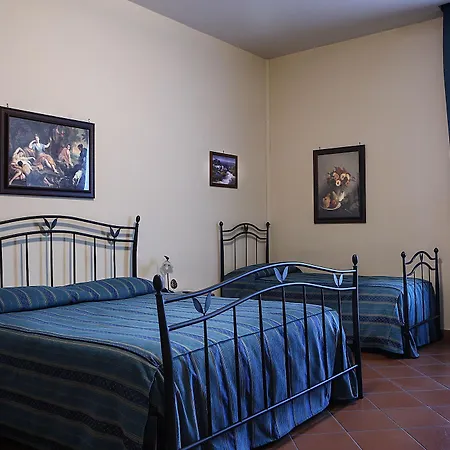 Grand Capodimonte Отель