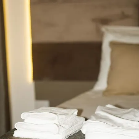 Apartament Caracciolo18 - Gb Neapol