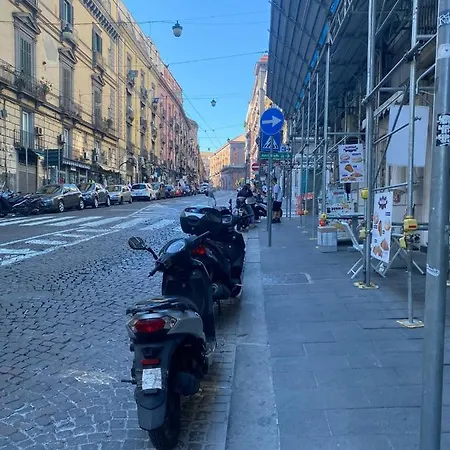 Maison Dante Naples