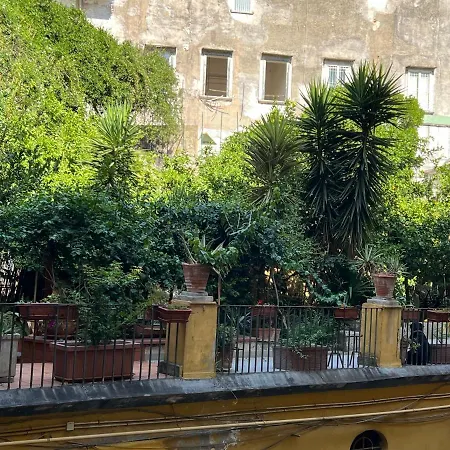La Limonaia Di Chiaia Napoli