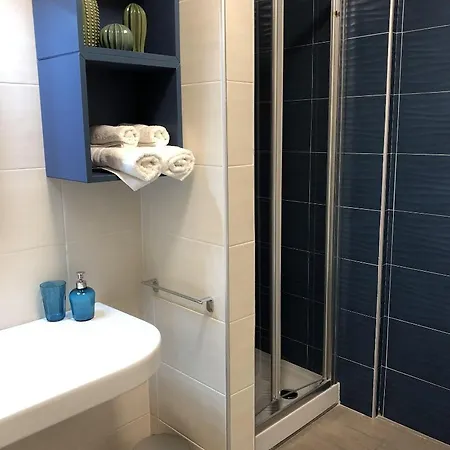 Napoli City Inn