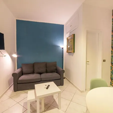 Vico Piazza Nuova 1 *