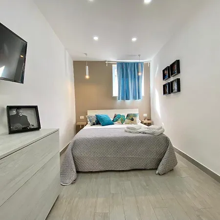 Apartment La Casetta Di Marianna Naples