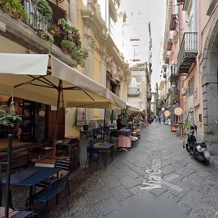 Napuletanata Napoli