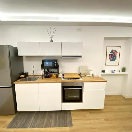 Apartment Scarlatti 67 *