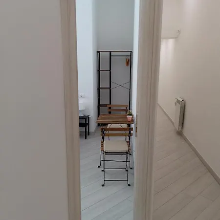 Add E Criatur Pensjonat Neapol