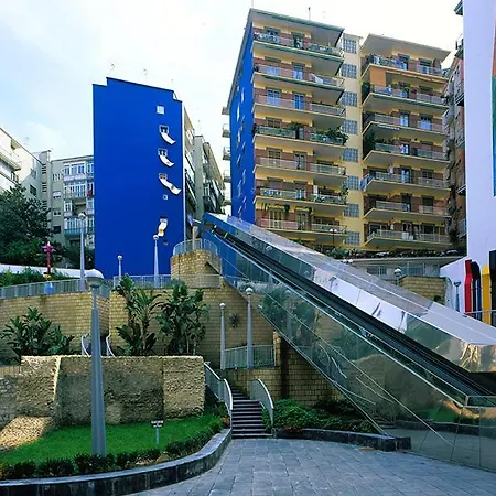 Maison Maya Naples
