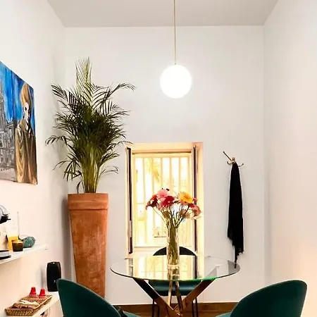 Bed & Breakfast Portico 32 *
