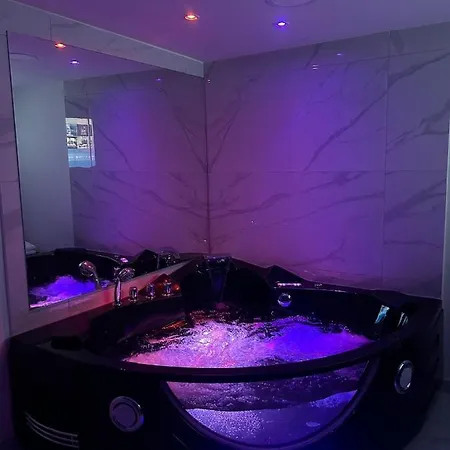 Luigi Luxury *