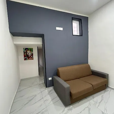 Luigi Luxury Naples