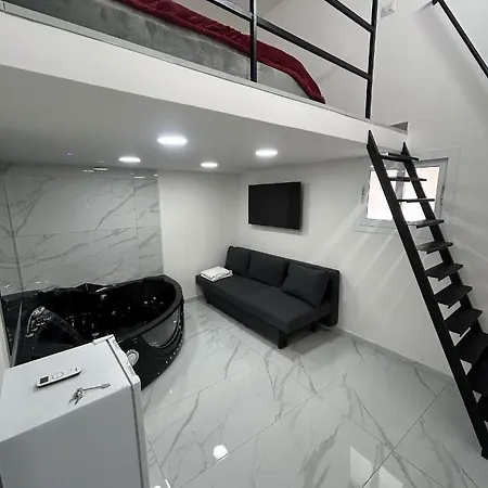 Luigi Luxury Apartment *