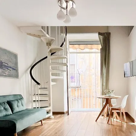 Portico 32 Bed & Breakfast Naples