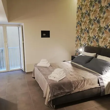 Le Di Rita Nápoles