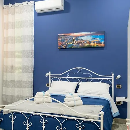 Bed & Breakfast Trecuori Napoli