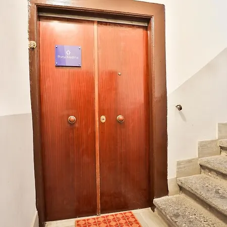 Porta Medina * Naples