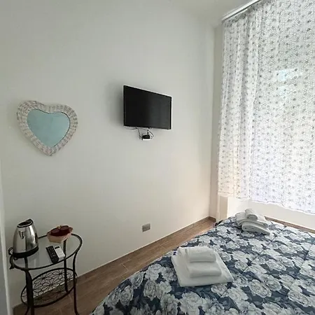 Savastano House Duomo Guest house *