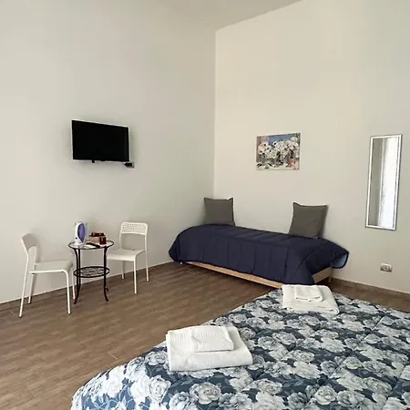 Savastano House Duomo Naples