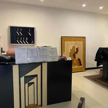 فندق ريزدنس أبارتهوتل بلبيسيتو نابولي