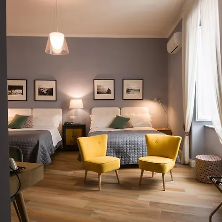 Santa Chiara Boutique 4*