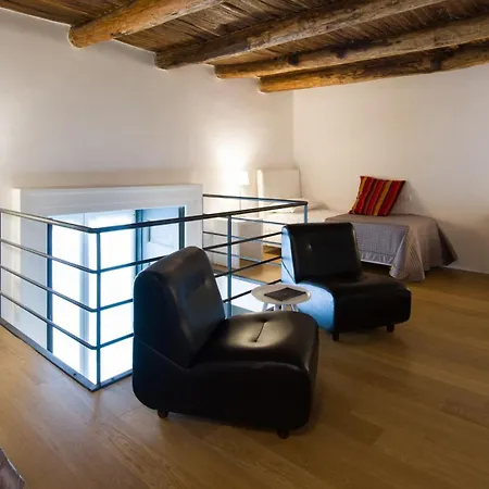 Santa Chiara Boutique