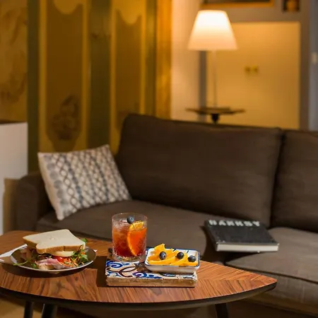 Santa Chiara Boutique Hotel Neapel