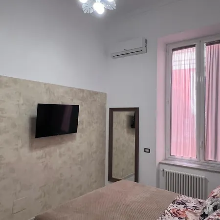 Victry's Chiaia Holiday home Naples