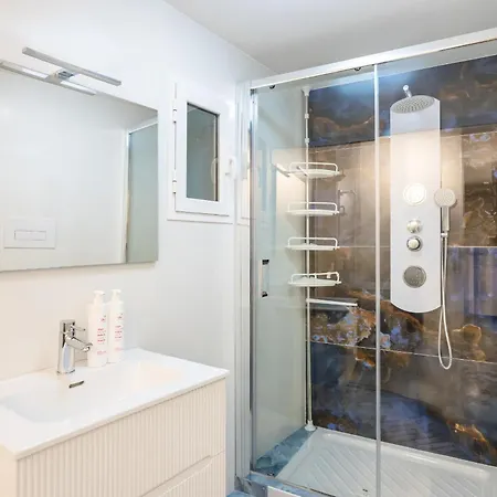 Mergellina Sea Studio With Jacuzzi By Wonderful Italy Apartment Naples