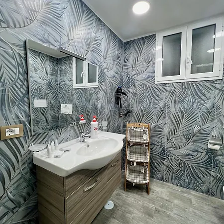 Luxury Catacombe Apartment