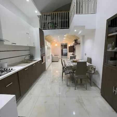 Plebiscito House Apartment
