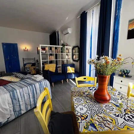 Giudecca Apartment Naples