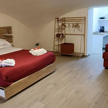 Domus Dante Al Balconcino Apartment *