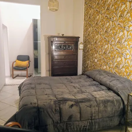 La Casetta Di Oppi * Naples