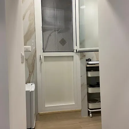 248 Capodimonte Guest house