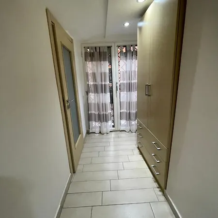 Plebiscito House Apartment *