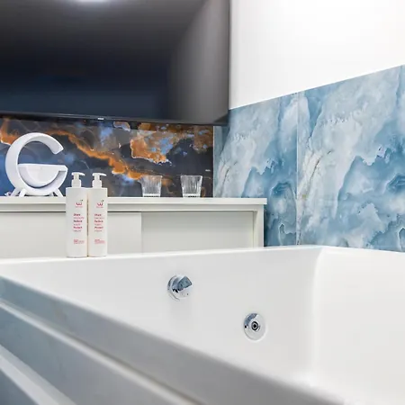 Mergellina Sea Studio With Jacuzzi By Wonderful Italy Apartment *