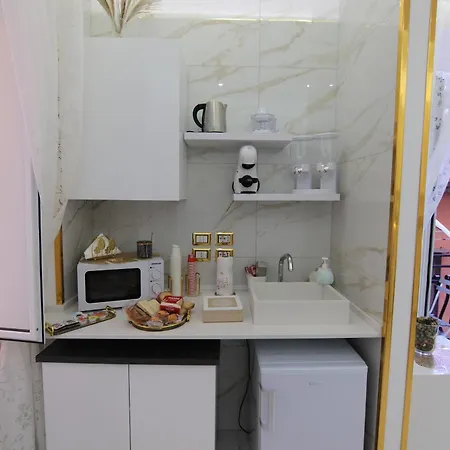 Regina House Naples