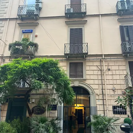 Mediterranea * Nápoles