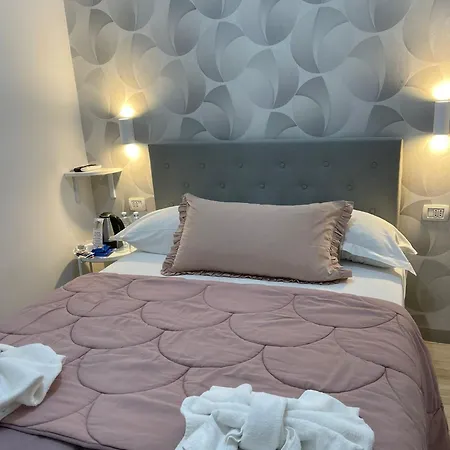 Bed & Breakfast La Cumana Naples
