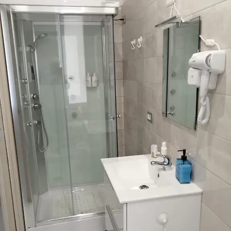 Apartment M2 *