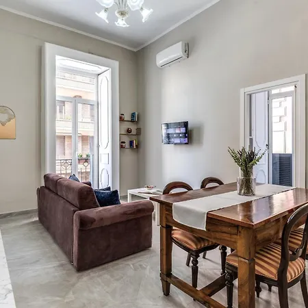 Due Porte A Toledo Apartment Naples