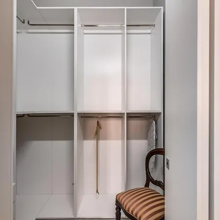 Apartment Due Porte A Toledo Naples