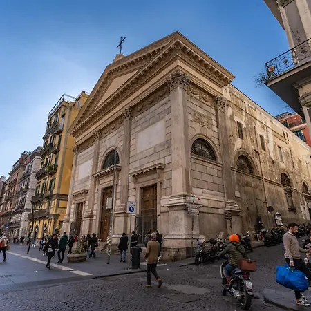 Due Porte A Toledo * Naples