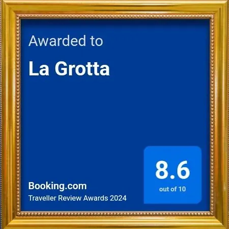 La Grotta Holiday home Naples