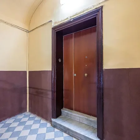 Via Milano Station * Napoli